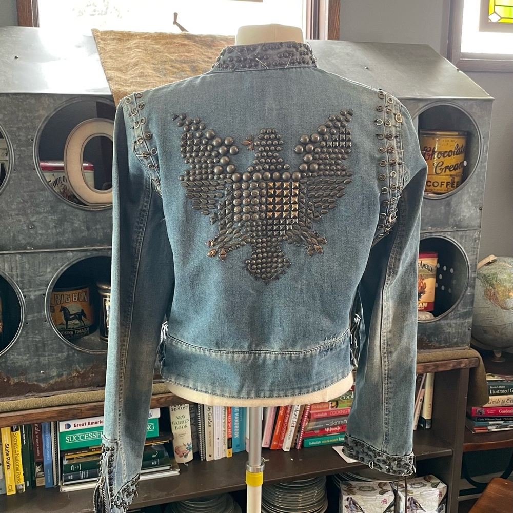 EUC Large Double D Ranch Denim Jacket
